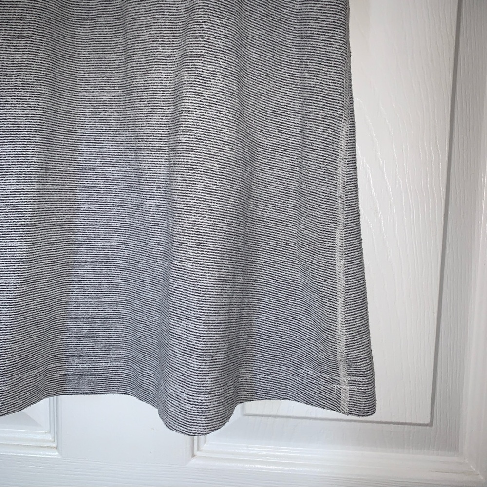 Lululemon Cool Racerback, Size 6 - Picture 8 of 11